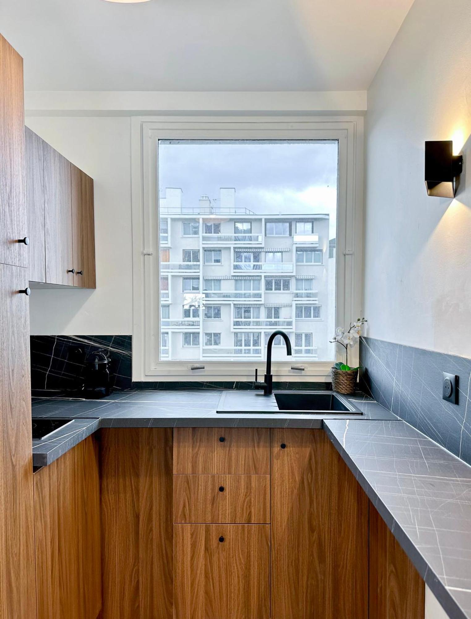 Spacious & Luxurious Flat In Montparnasse ปารีส ภายนอก รูปภาพ