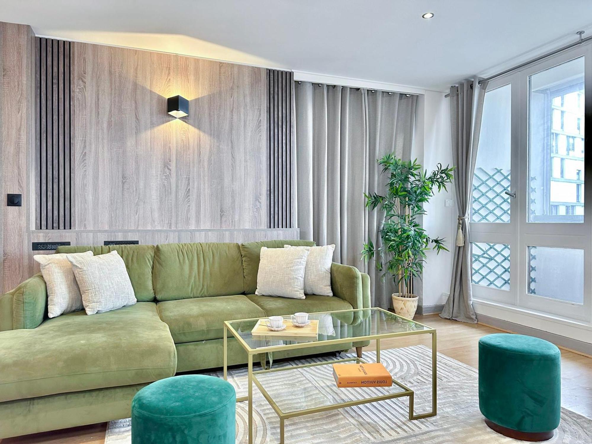 Spacious & Luxurious Flat In Montparnasse ปารีส ภายนอก รูปภาพ