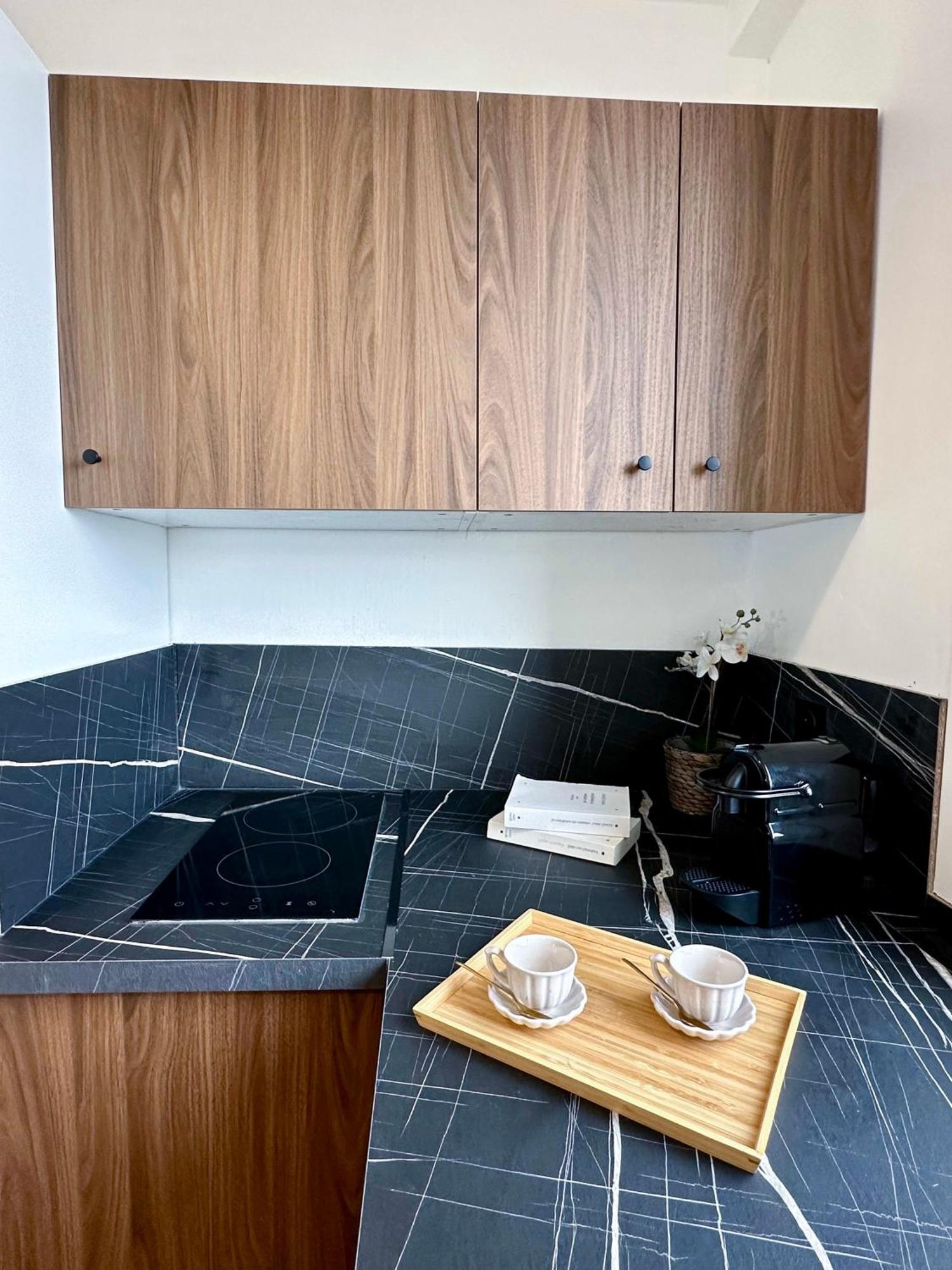 Spacious & Luxurious Flat In Montparnasse ปารีส ภายนอก รูปภาพ