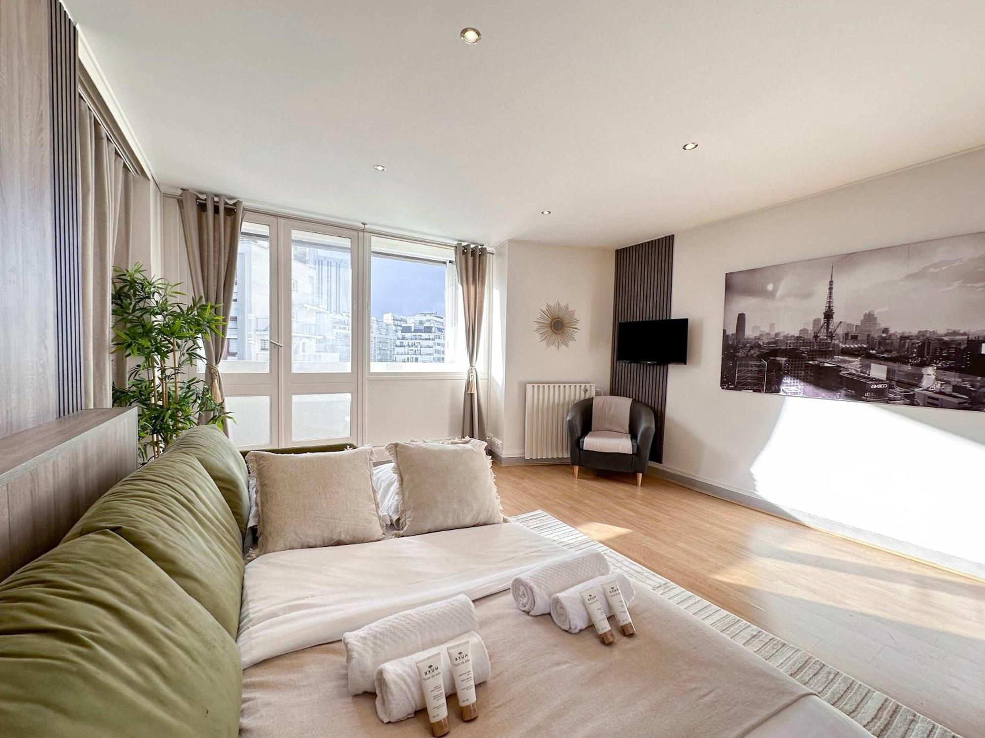 Spacious & Luxurious Flat In Montparnasse ปารีส ภายนอก รูปภาพ